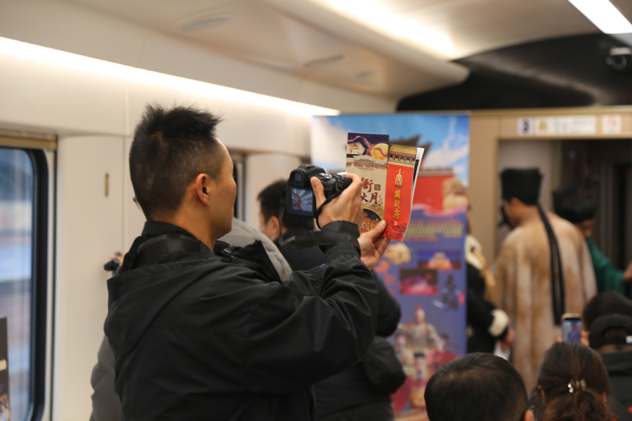 微信图片_20251117152946_244_1.jpg 微信图片_20251117152946_244_1.jpg